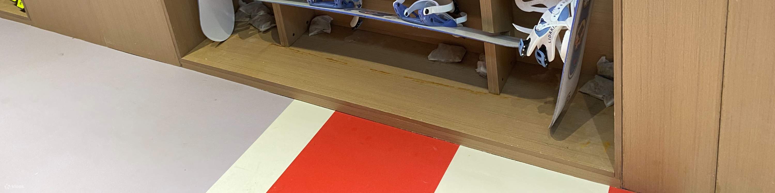 深圳雪域鑫潮·室内スキー教室 | 羅湖宝能環球匯店